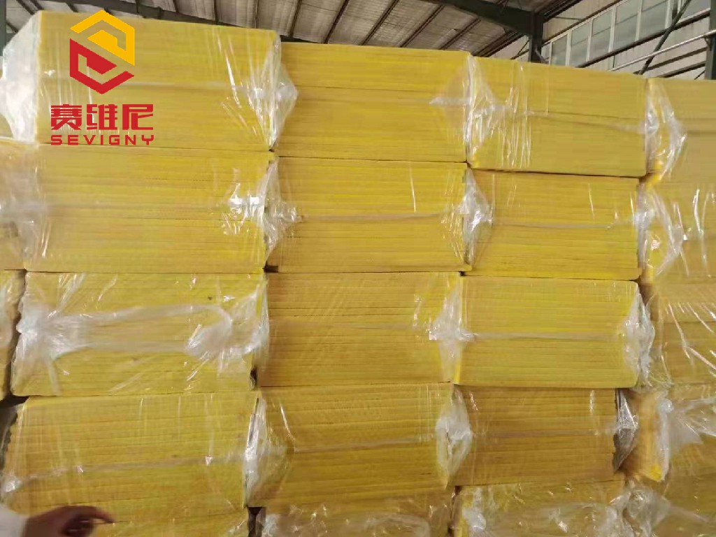 赛维尼-离心玻璃面板