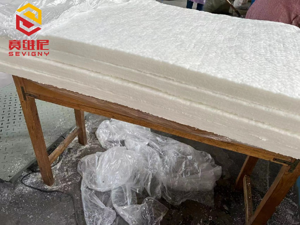 赛维尼-硅酸铝板